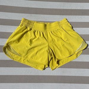 Lululemon Hotty Hot short 4in